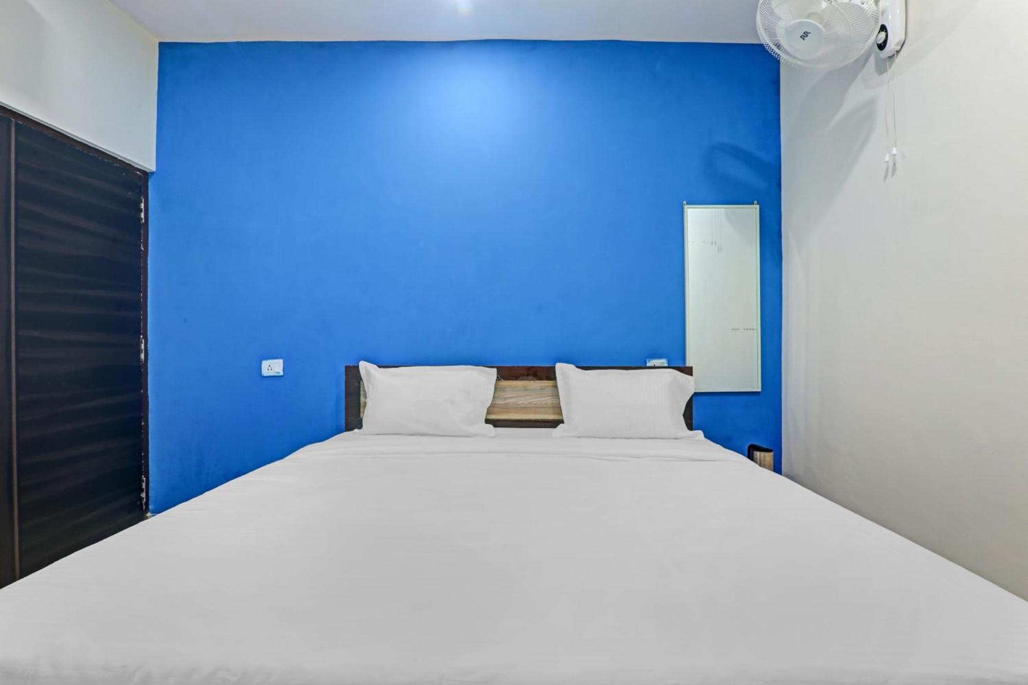 Hotel O Rudra Palace Near Phoenix United 러크나우 외부 사진