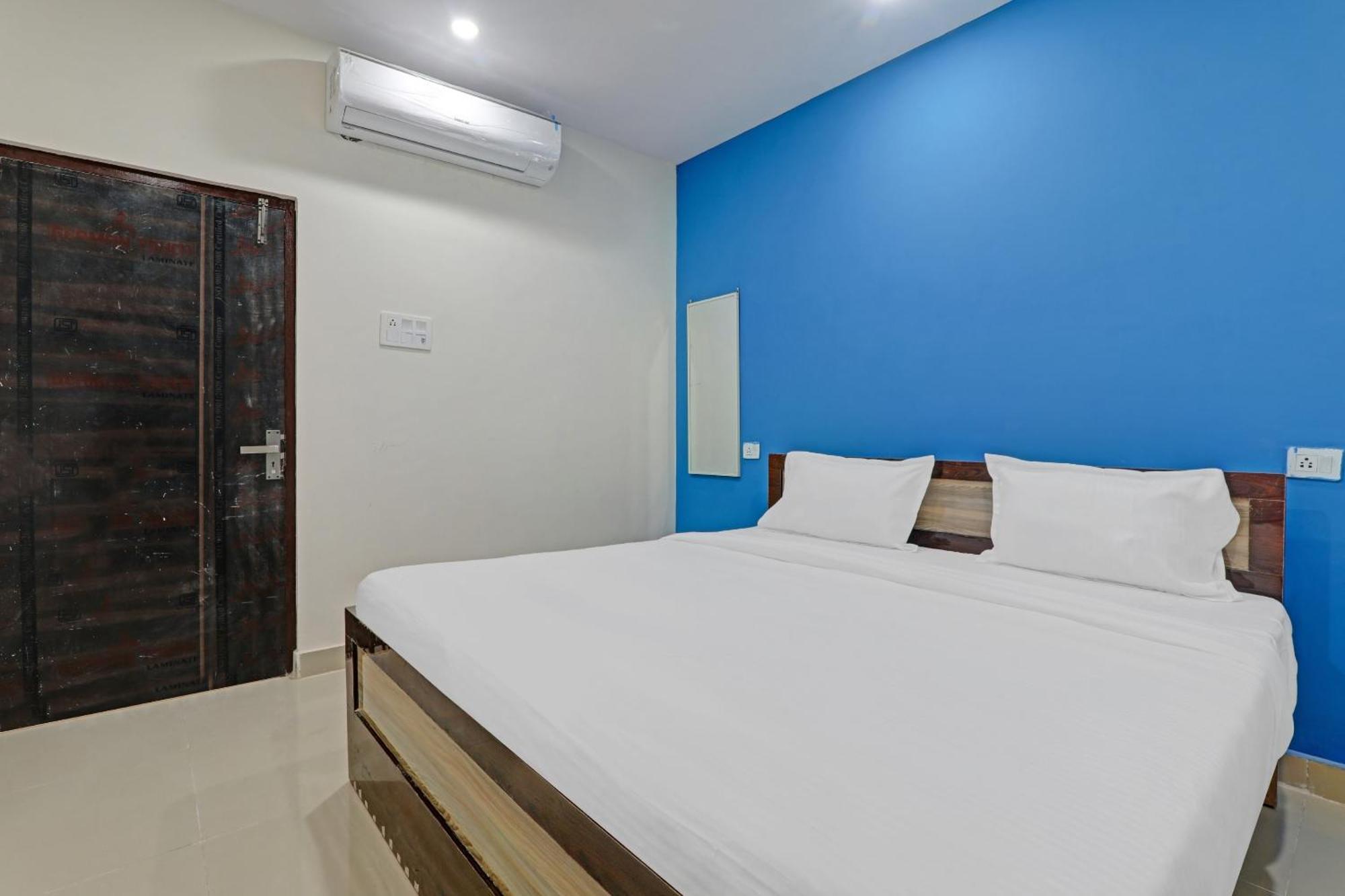 Hotel O Rudra Palace Near Phoenix United 러크나우 외부 사진
