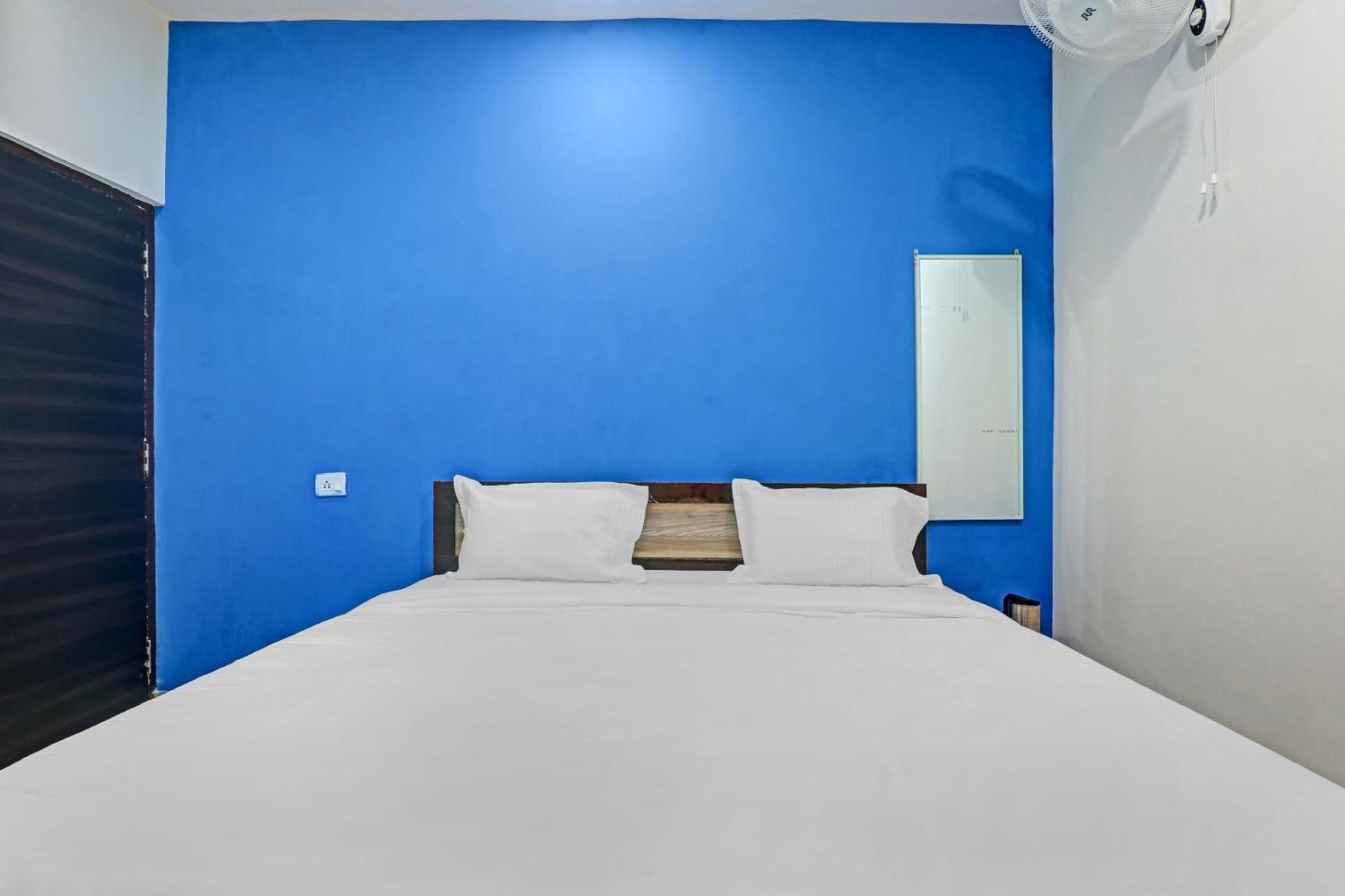 Hotel O Rudra Palace Near Phoenix United 러크나우 외부 사진